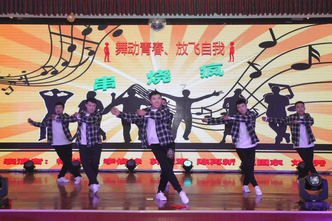 黄河“水开了” ！山西现“水煮黄河”奇观：雾气直接从河面升起，远远望去犹如水面沸腾，如梦似幻！